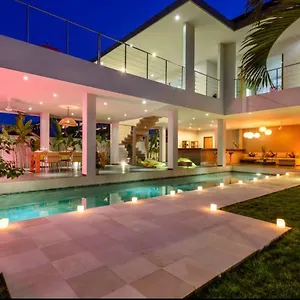  Villa Turquoise